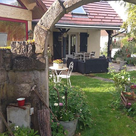 Le Grive Bed and Breakfast Chevremont Exteriör bild