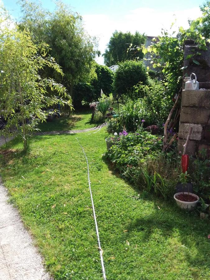 Le Grive Bed and Breakfast Chevremont Exteriör bild